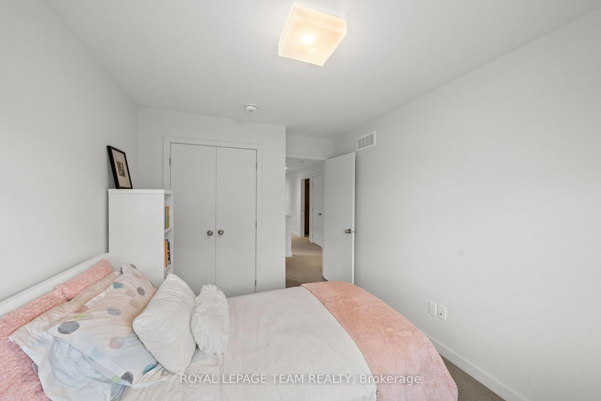 Photo 39 of 1037 Eider Street, Ottawa, Riverside South/Gloucester Glen — HOMEH