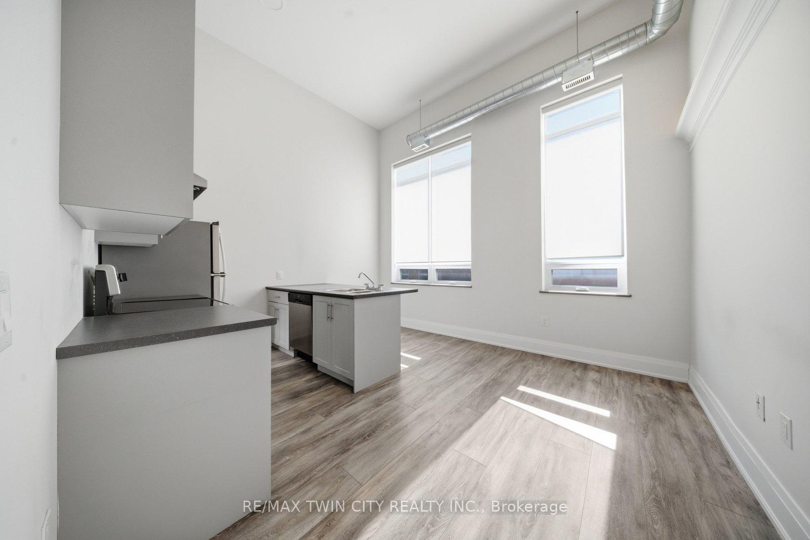 Photo 2 of Unit 303, 11 Queen Street, Brantford, Downtown Brantford — HOMEH