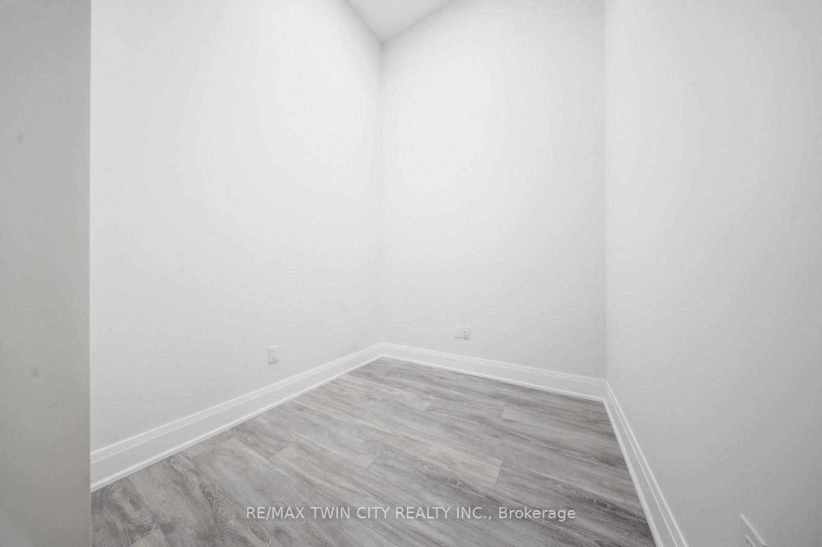 Photo 7 of Unit 303, 11 Queen Street, Brantford, Downtown Brantford — HOMEH