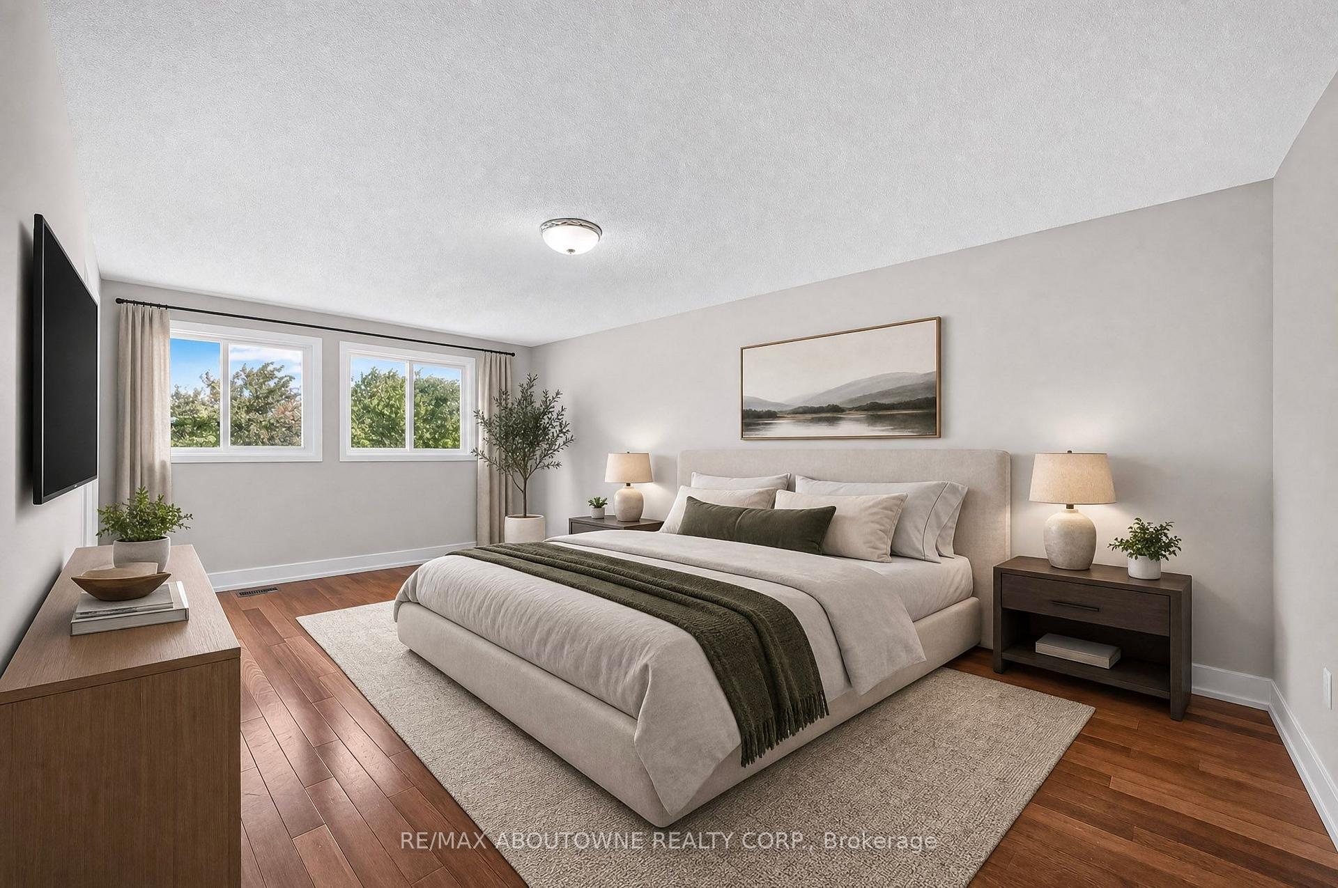 Photo 15 of 668 Greycedar Crescent, Mississauga, Rathwood — HOMEH