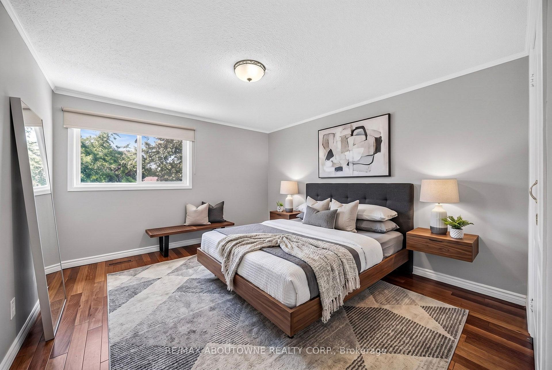 Photo 19 of 668 Greycedar Crescent, Mississauga, Rathwood — HOMEH