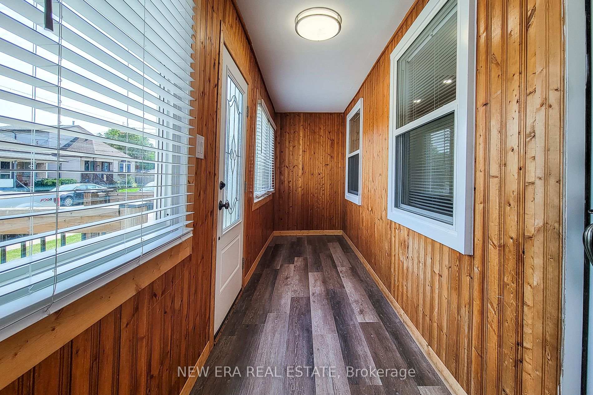 Photo 12 of 391 Cope Street, Hamilton, Homeside — HOMEH