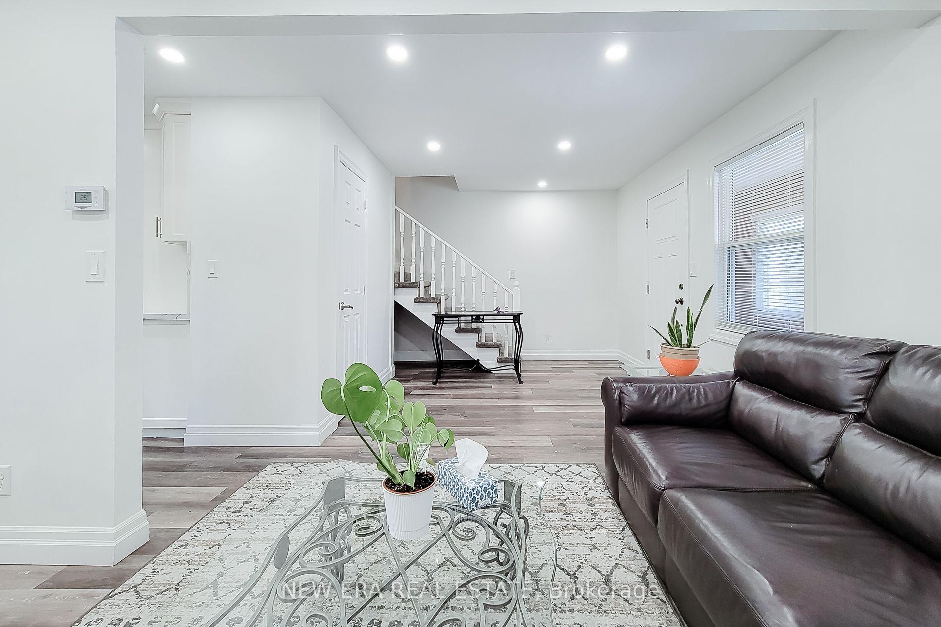 Photo 17 of 391 Cope Street, Hamilton, Homeside — HOMEH