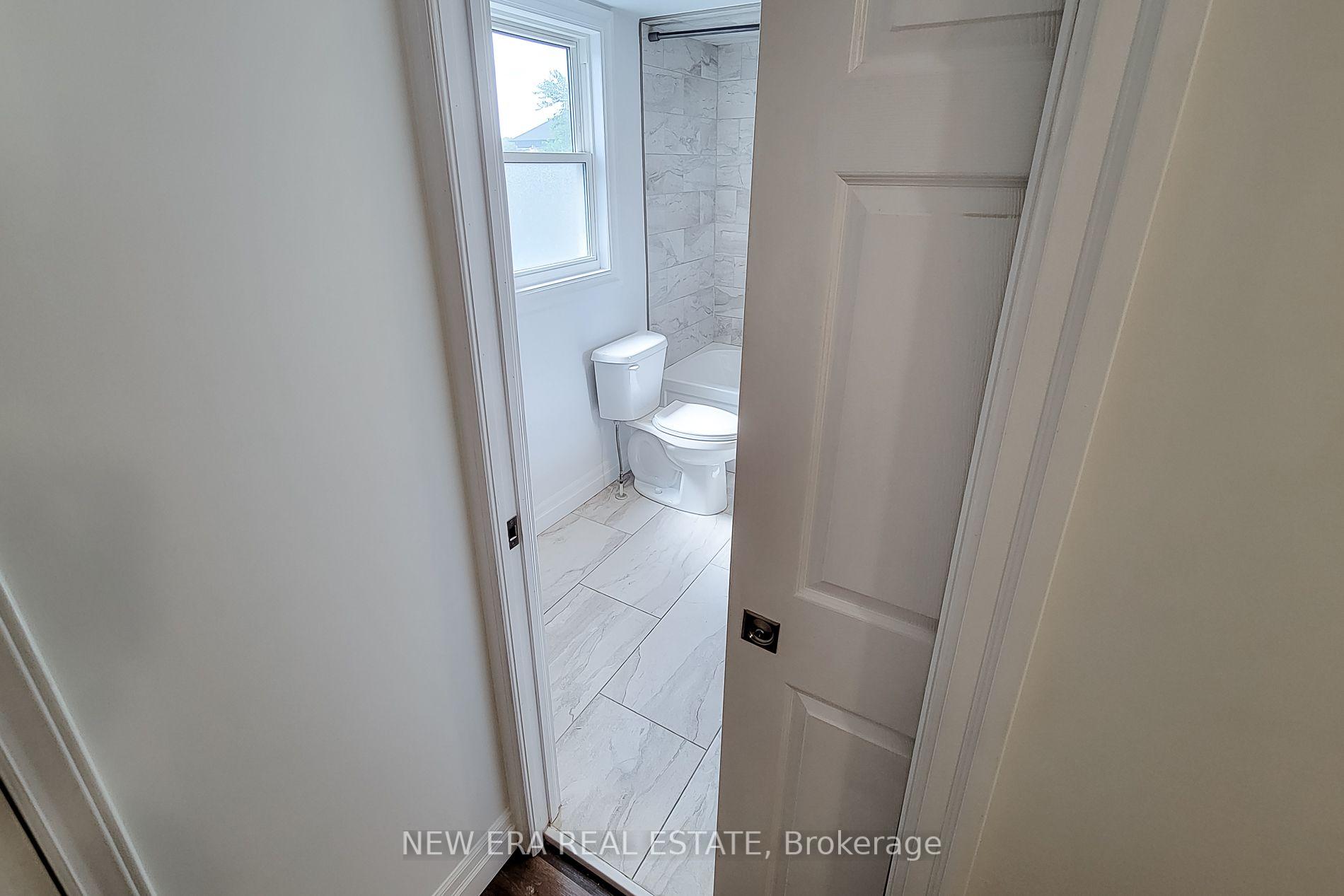 Photo 33 of 391 Cope Street, Hamilton, Homeside — HOMEH