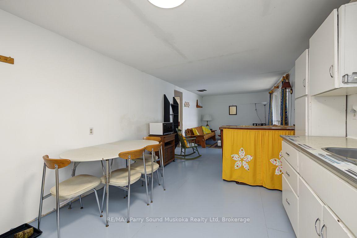Photo 20 of 28 Porter Lane, McDougall — HOMEH