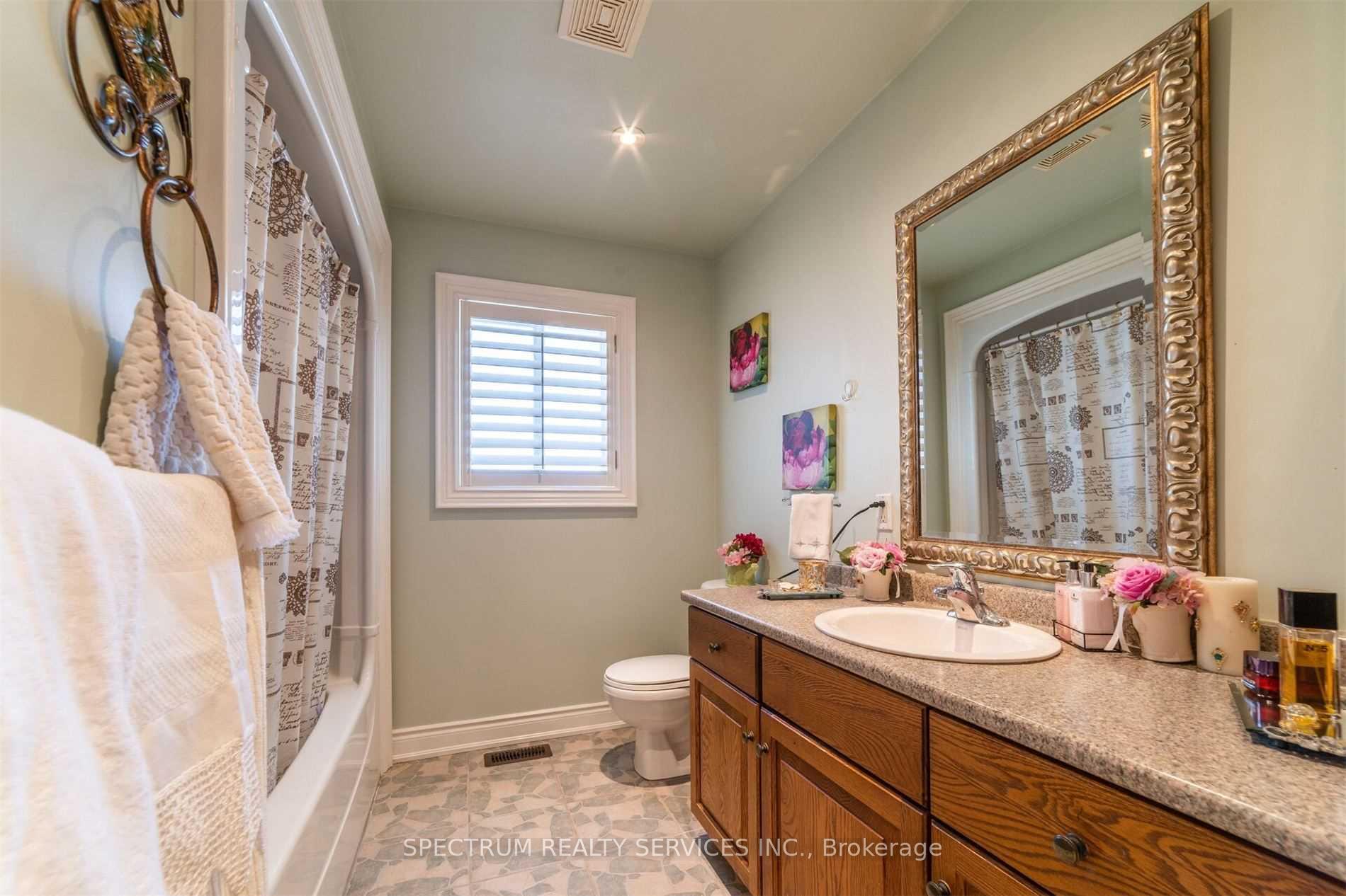 Photo 26 of 8112 Beaver Glen Drive, Niagara Falls, Ascot — HOMEH
