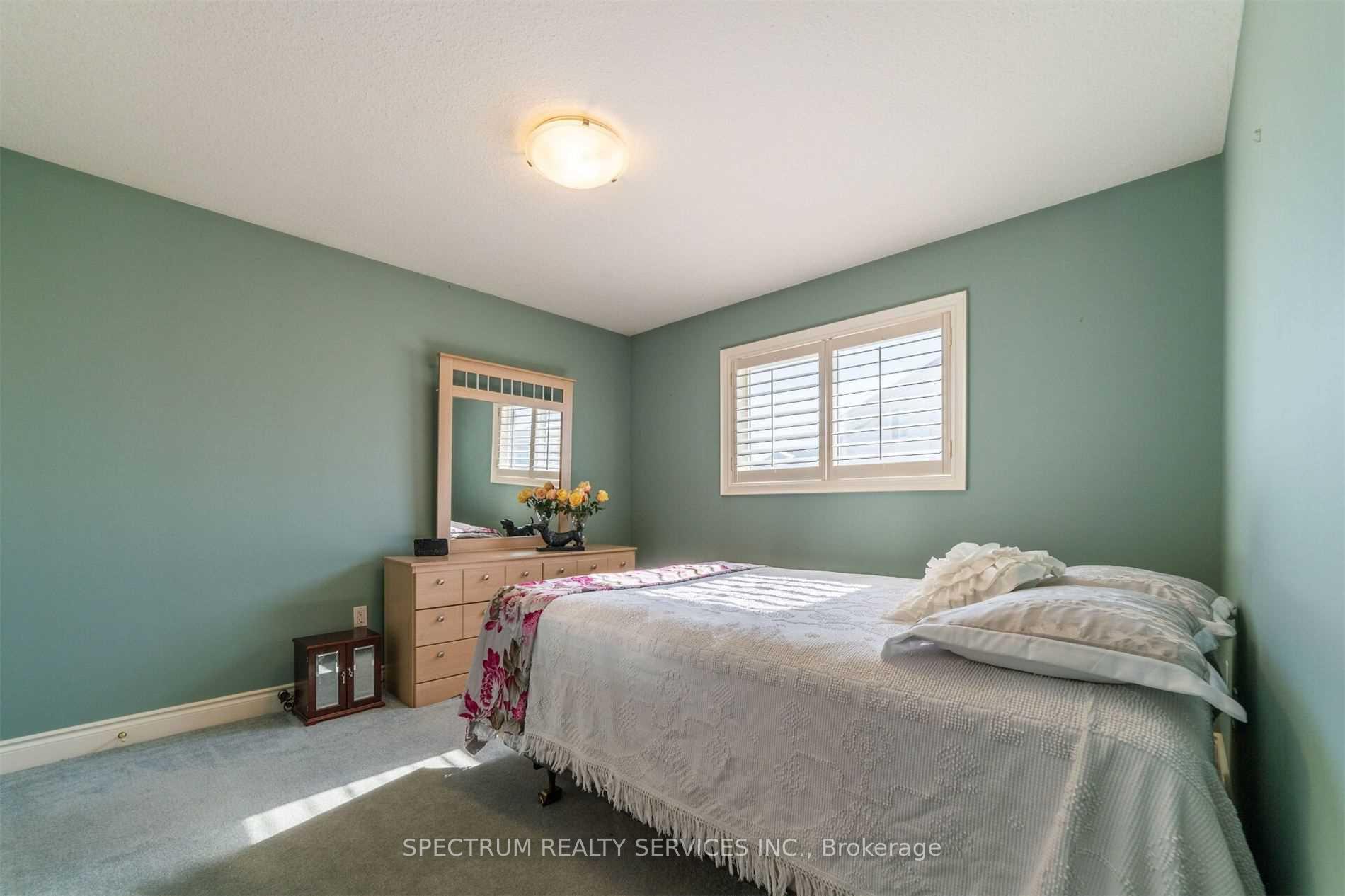 Photo 29 of 8112 Beaver Glen Drive, Niagara Falls, Ascot — HOMEH