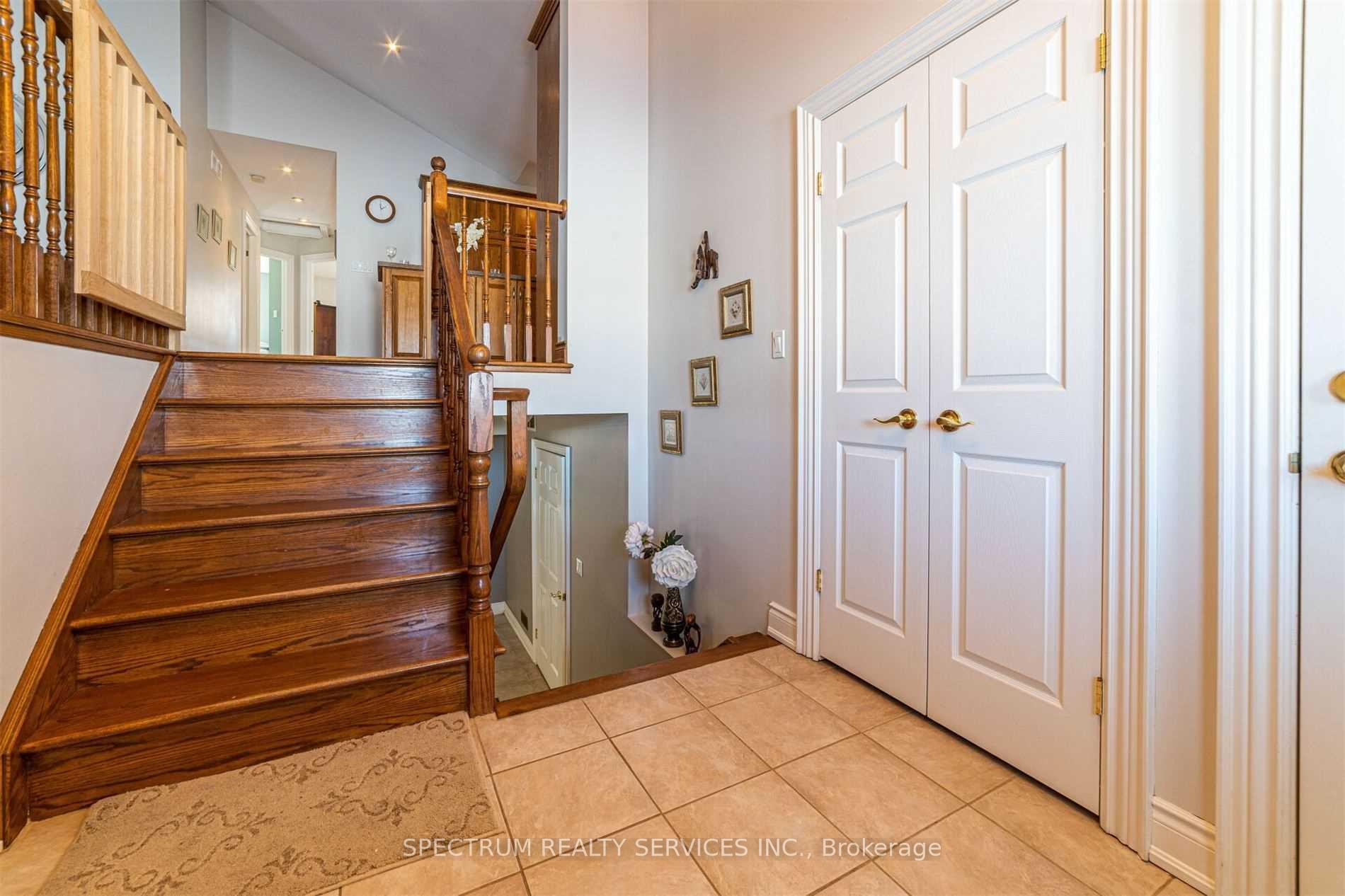 Photo 34 of 8112 Beaver Glen Drive, Niagara Falls, Ascot — HOMEH