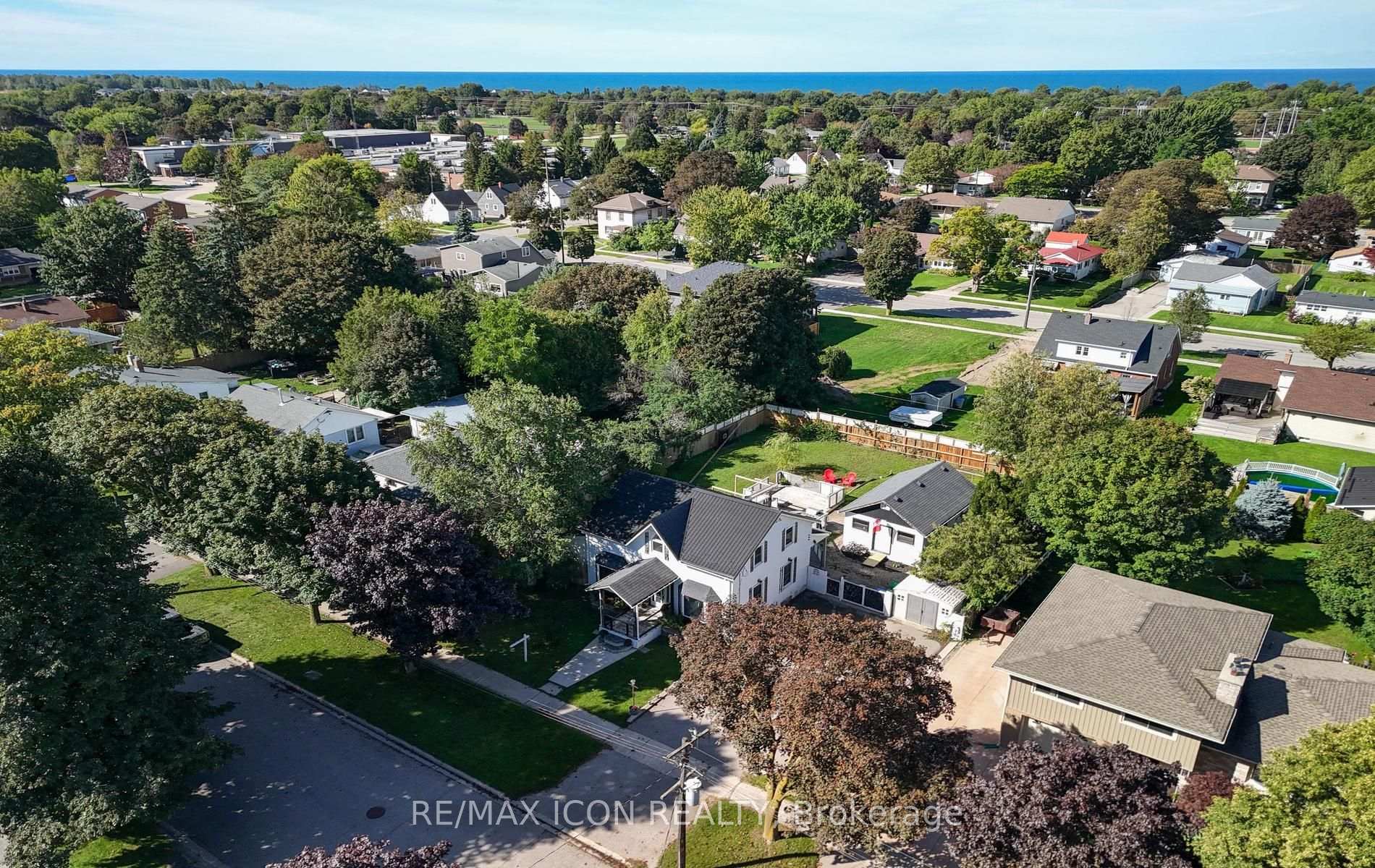 Photo 44 of 196 Cameron Street, Goderich, Goderich (Town) — HOMEH