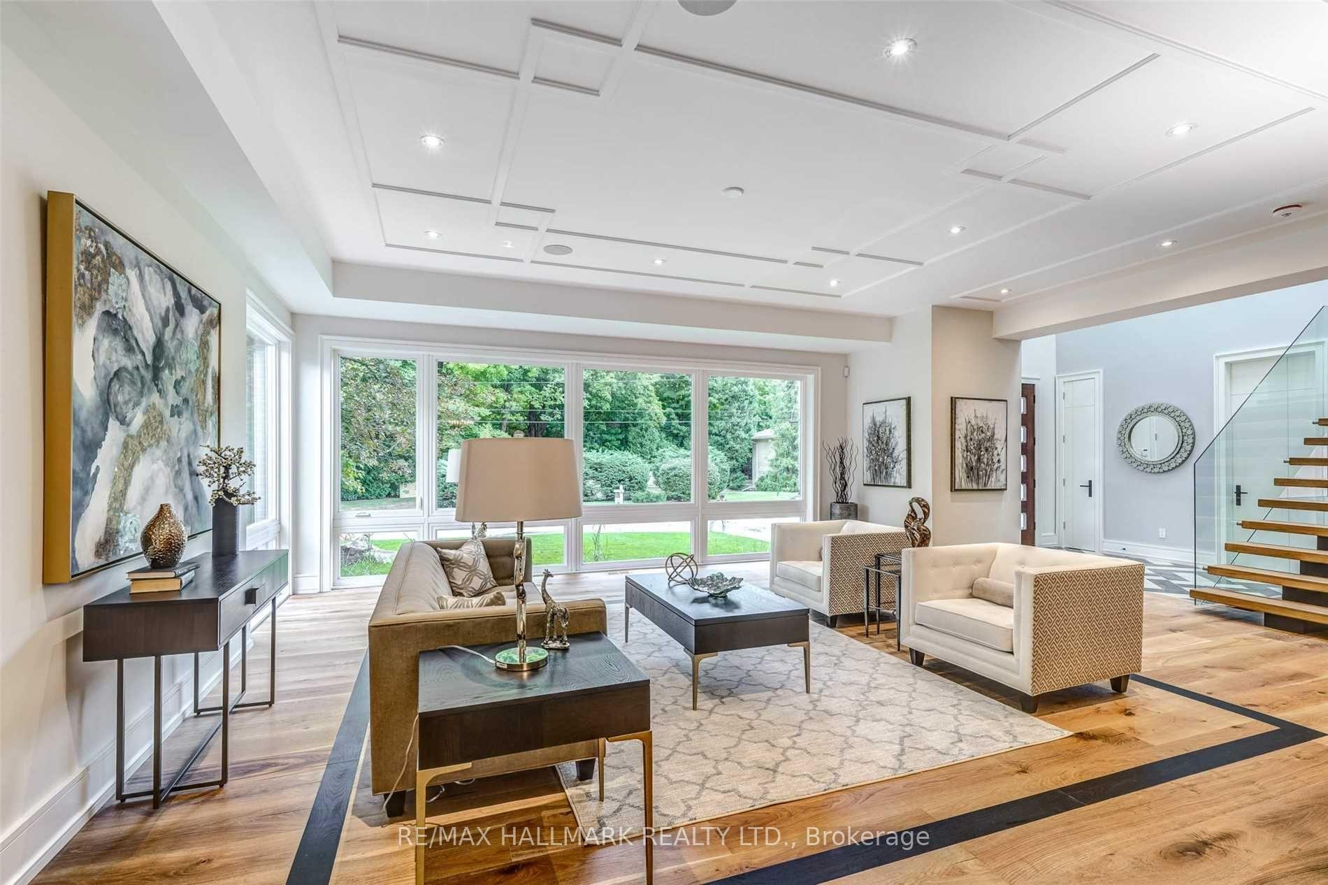 Photo 5 of 31 Timberlane Drive, North York, Lansing-Westgate — HOMEH