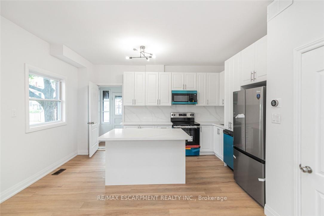 Photo 16 of 90 Belview Avenue, Hamilton, Crown Point — HOMEH