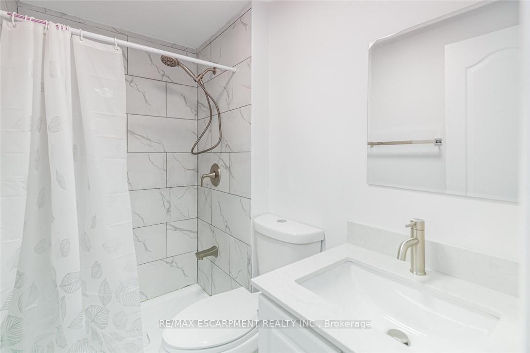 Photo 24 of 90 Belview Avenue, Hamilton, Crown Point — HOMEH