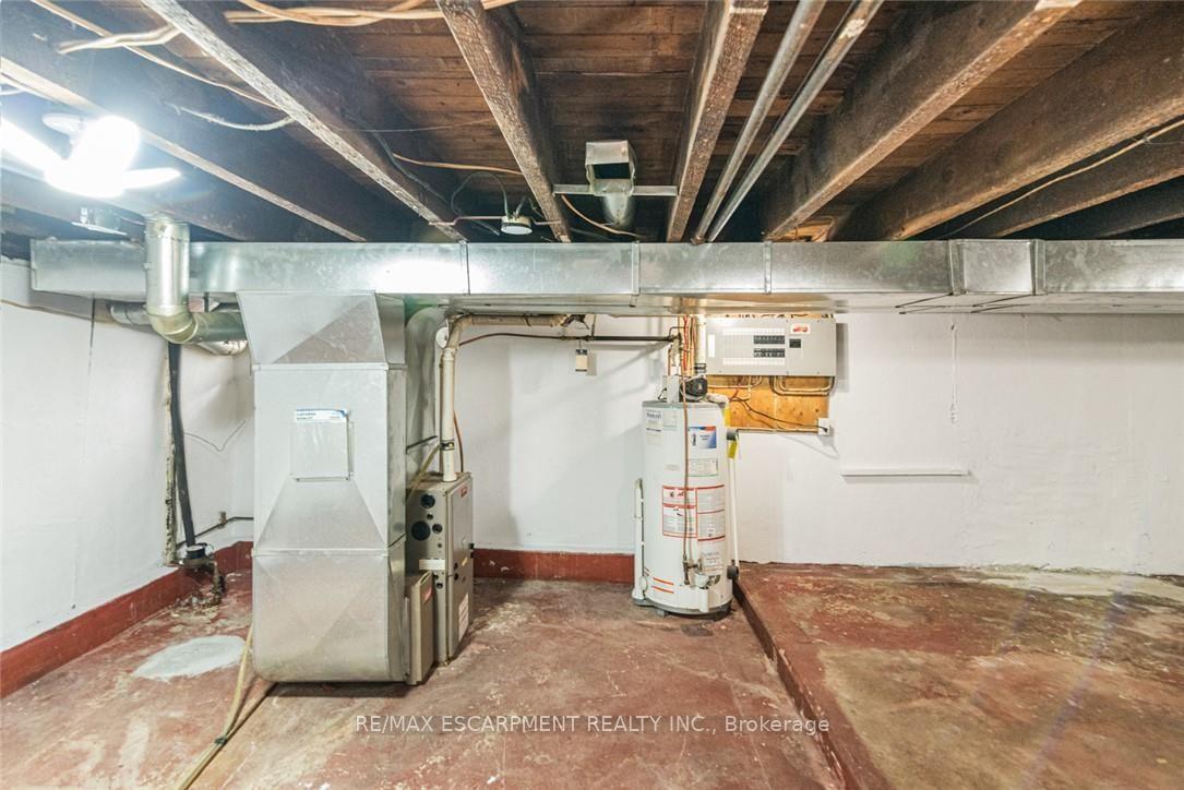 Photo 40 of 90 Belview Avenue, Hamilton, Crown Point — HOMEH