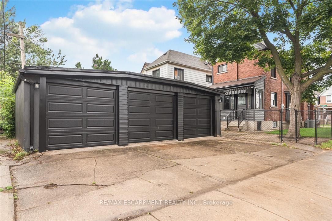 Photo 41 of 90 Belview Avenue, Hamilton, Crown Point — HOMEH