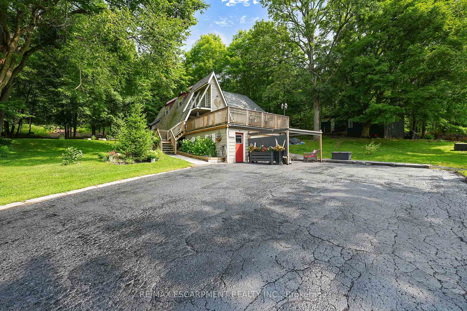 Photo 4 of 1073 Cedar Beach Road, Bracebridge, Monck (Bracebridge) — HOMEH