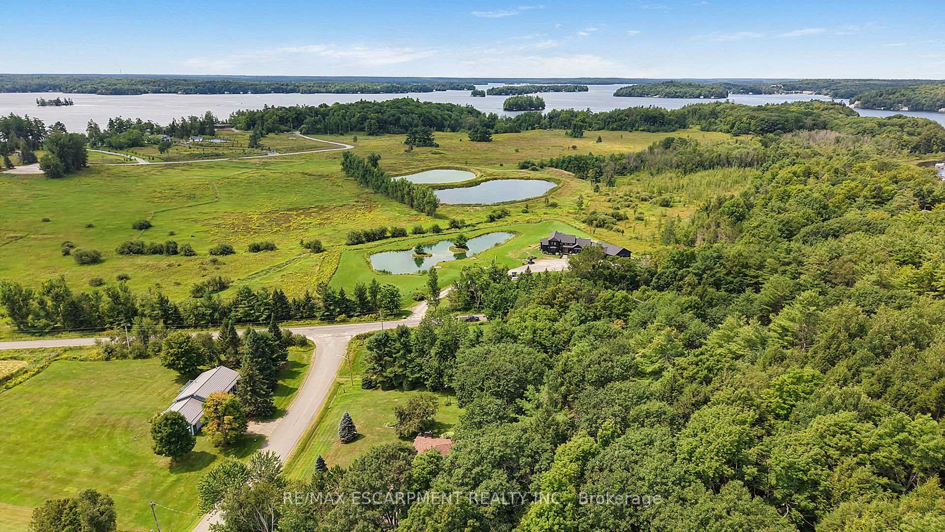 Photo 6 of 1073 Cedar Beach Road, Bracebridge, Monck (Bracebridge) — HOMEH