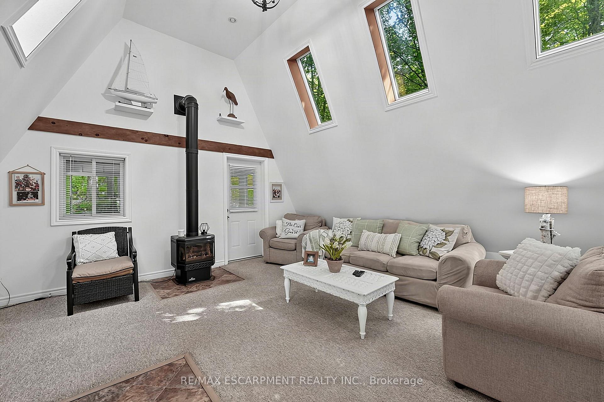 Photo 14 of 1073 Cedar Beach Road, Bracebridge, Monck (Bracebridge) — HOMEH