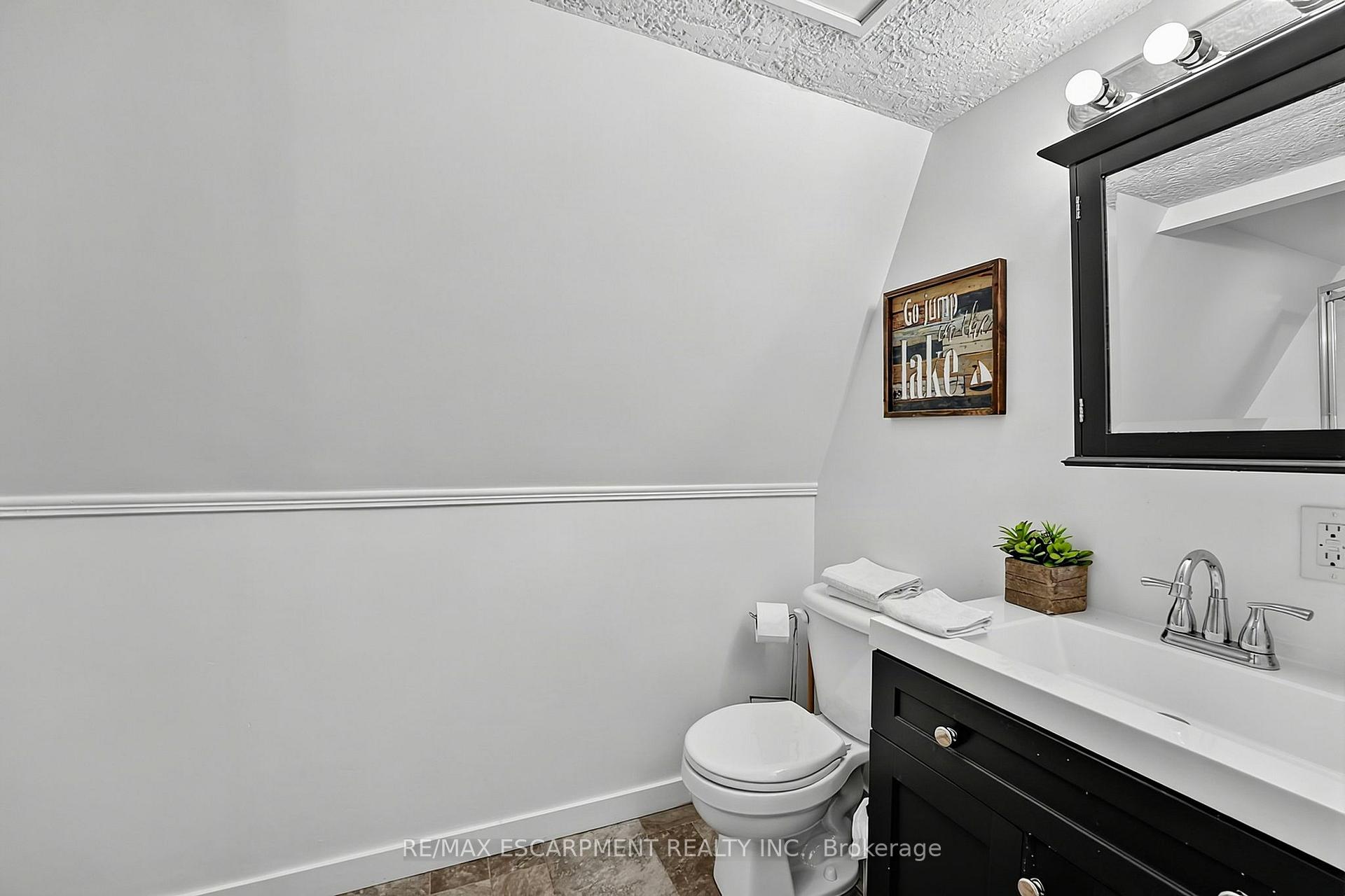 Photo 21 of 1073 Cedar Beach Road, Bracebridge, Monck (Bracebridge) — HOMEH