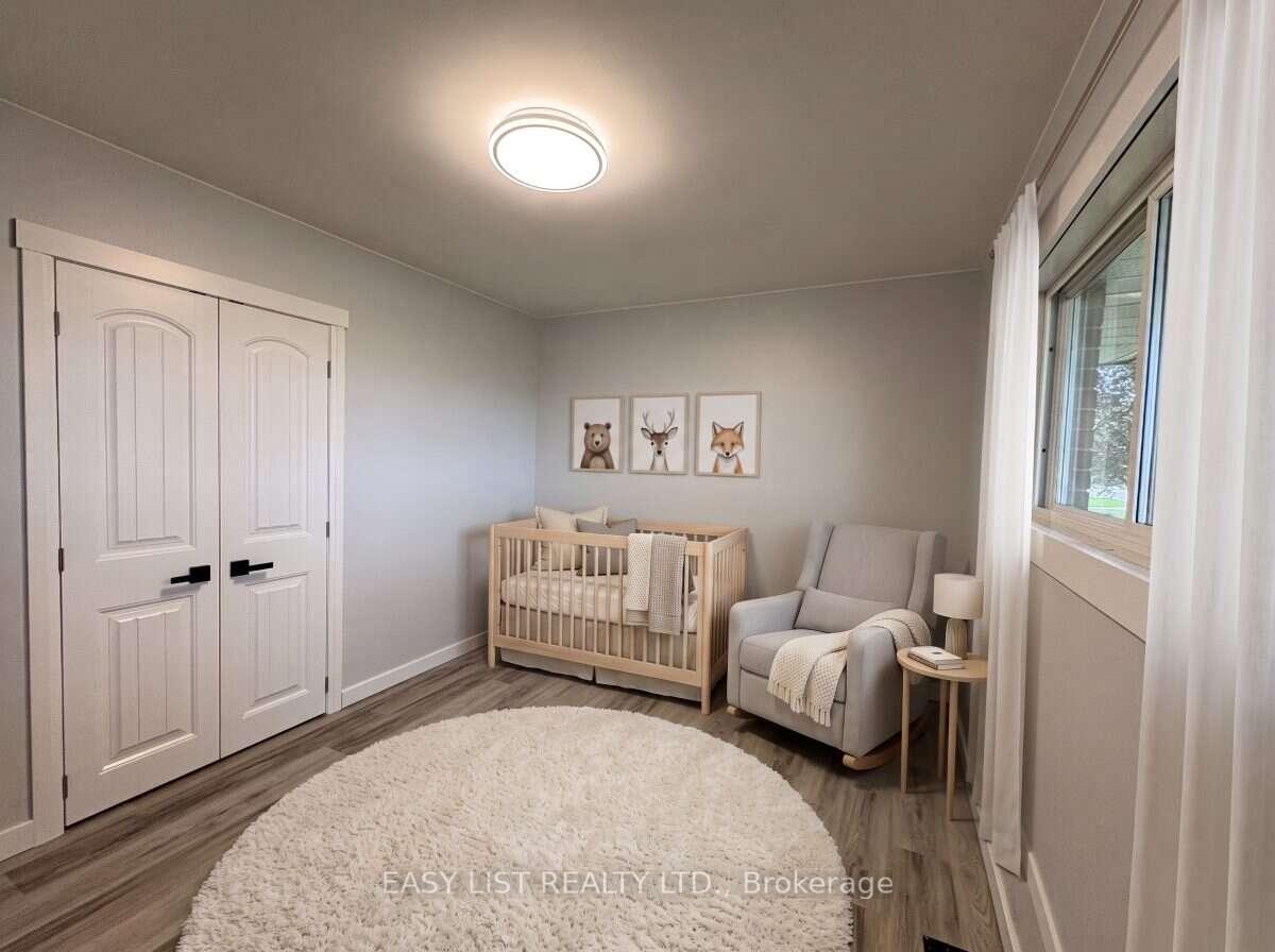 Photo 9 of 21 Bruce Rd 22, Brockton — HOMEH