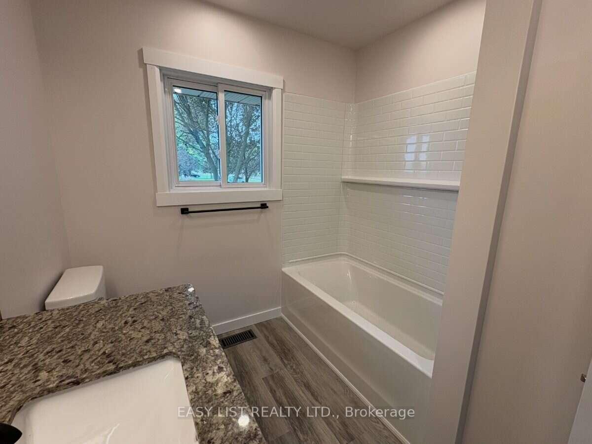 Photo 12 of 21 Bruce Rd 22, Brockton — HOMEH