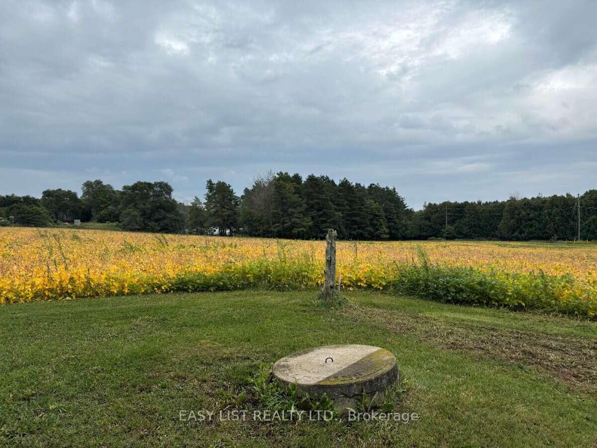 Photo 18 of 21 Bruce Rd 22, Brockton — HOMEH