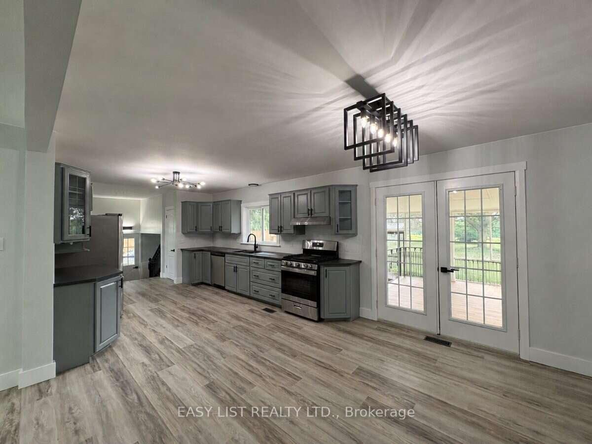 Photo 25 of 21 Bruce Rd 22, Brockton — HOMEH