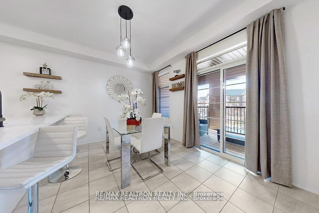 Photo 9 of Unit 53, 53 Carneros Way, Markham, Cedar Grove — HOMEH