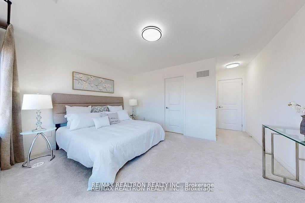 Photo 17 of Unit 53, 53 Carneros Way, Markham, Cedar Grove — HOMEH
