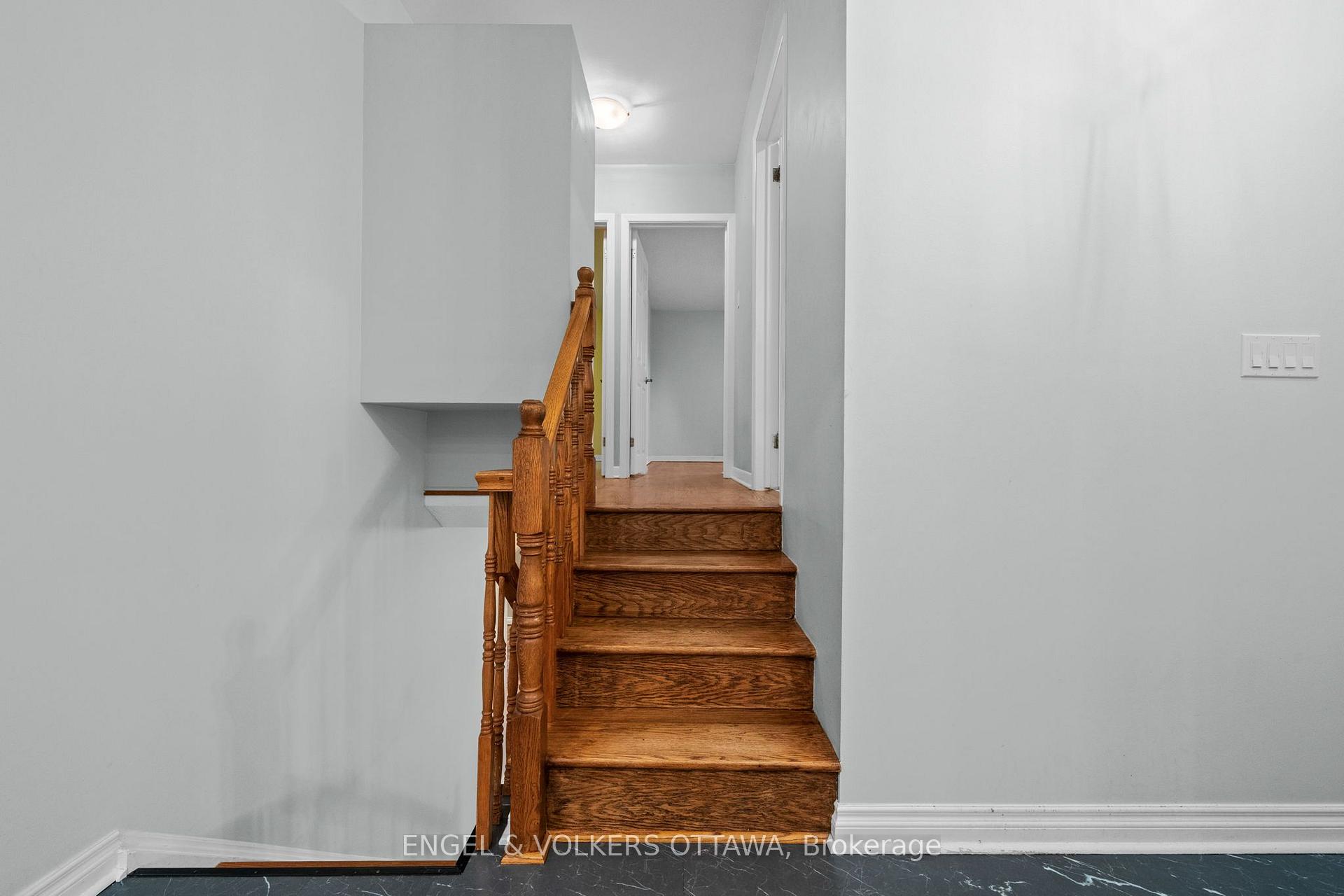 Photo 20 of 20 Parthia Avenue, Ottawa, City View/Skyline/Fisher Heights/Parkwood Hills — HOMEH