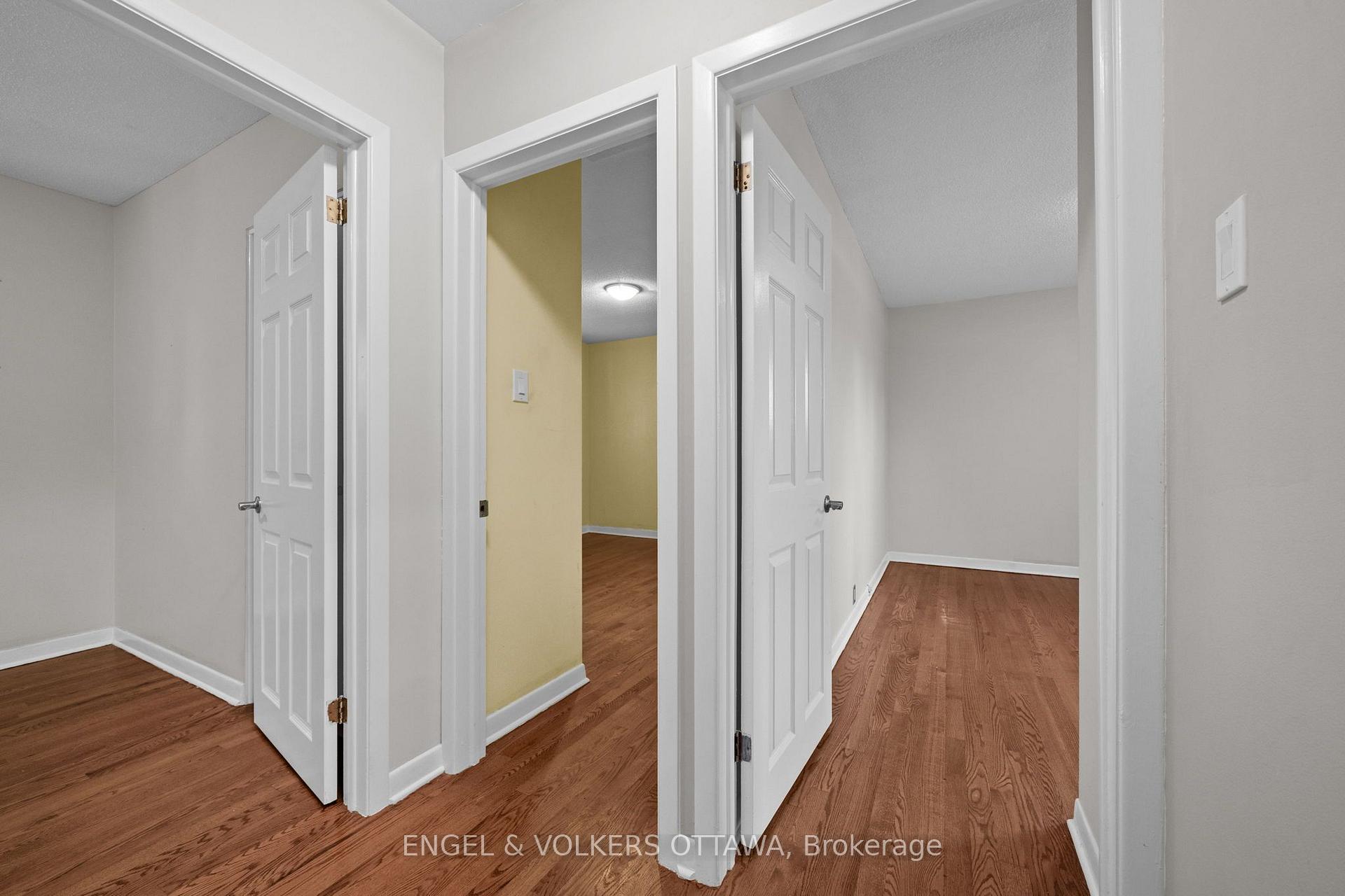Photo 21 of 20 Parthia Avenue, Ottawa, City View/Skyline/Fisher Heights/Parkwood Hills — HOMEH