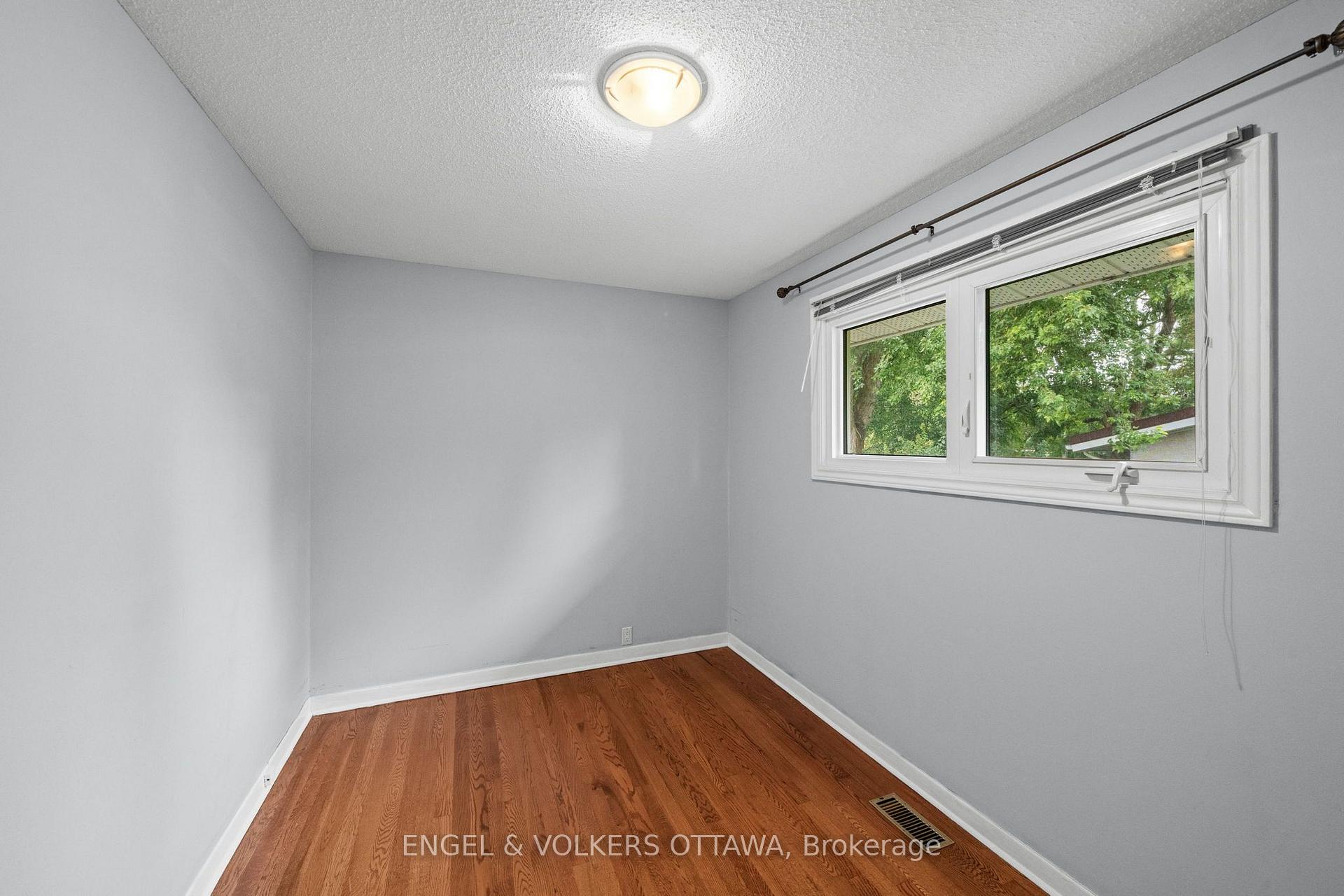 Photo 27 of 20 Parthia Avenue, Ottawa, City View/Skyline/Fisher Heights/Parkwood Hills — HOMEH