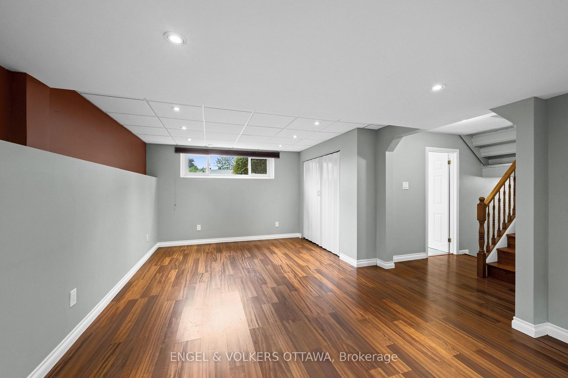 Photo 29 of 20 Parthia Avenue, Ottawa, City View/Skyline/Fisher Heights/Parkwood Hills — HOMEH
