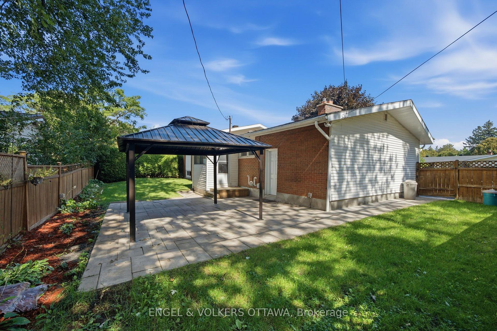 Photo 40 of 20 Parthia Avenue, Ottawa, City View/Skyline/Fisher Heights/Parkwood Hills — HOMEH