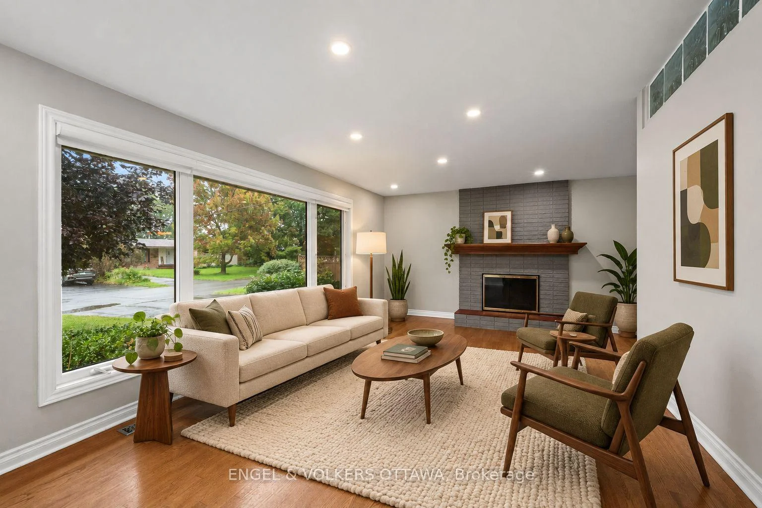 Photo 5 of 20 Parthia Avenue, Ottawa, City View/Skyline/Fisher Heights/Parkwood Hills — HOMEH