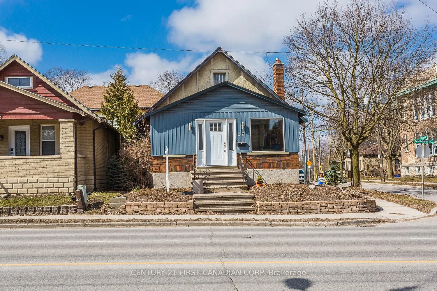 Photo of 27 Wharncliffe Road S