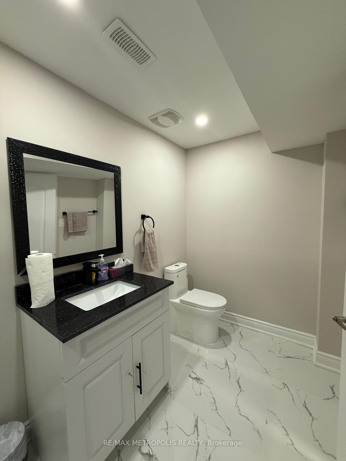 Photo 2 of Unit BSMT, 204 Montgomery Avenue, Whitby, Brooklin — HOMEH