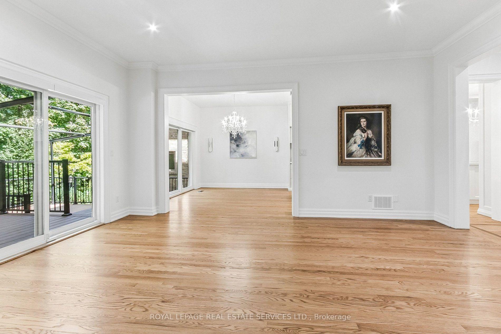 Photo 7 of 42 Rykert Crescent, Toronto, Leaside — HOMEH