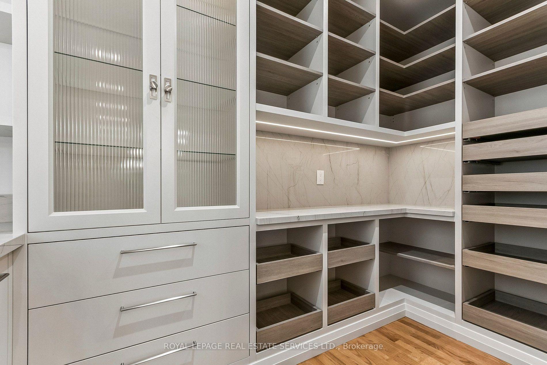 Photo 17 of 42 Rykert Crescent, Toronto, Leaside — HOMEH