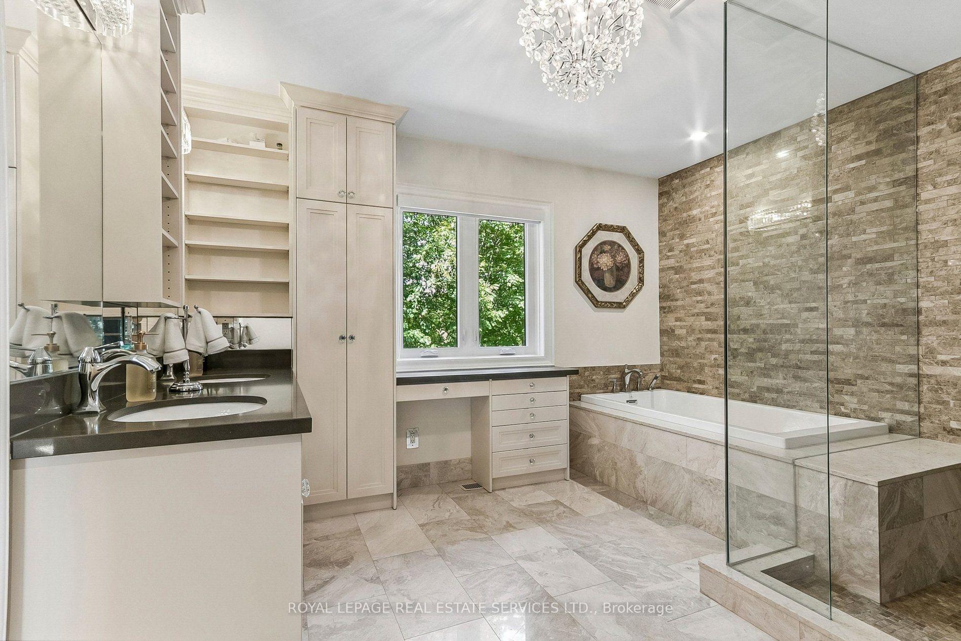 Photo 24 of 42 Rykert Crescent, Toronto, Leaside — HOMEH