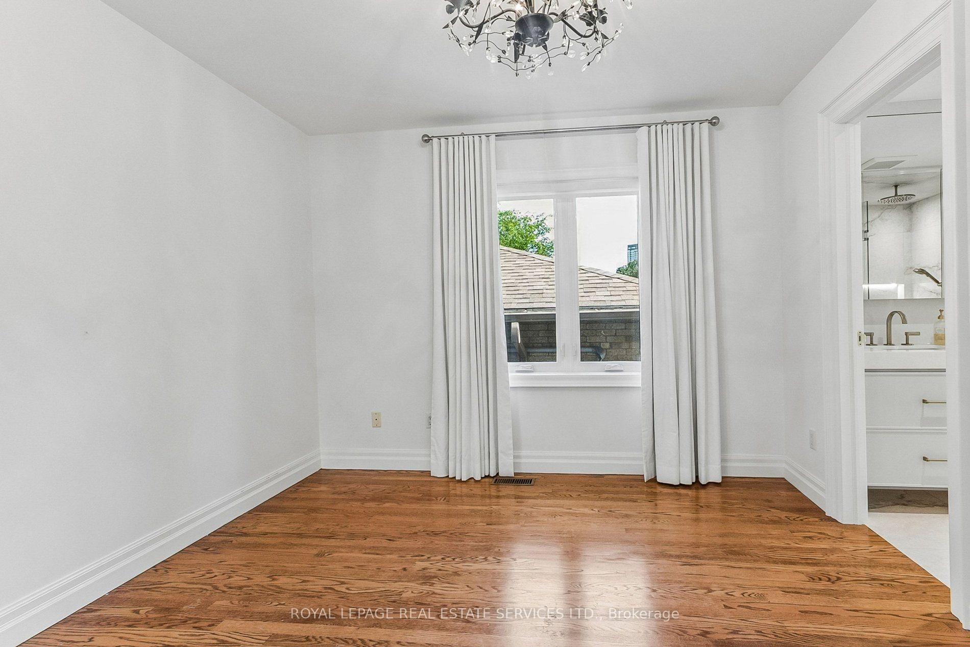 Photo 28 of 42 Rykert Crescent, Toronto, Leaside — HOMEH