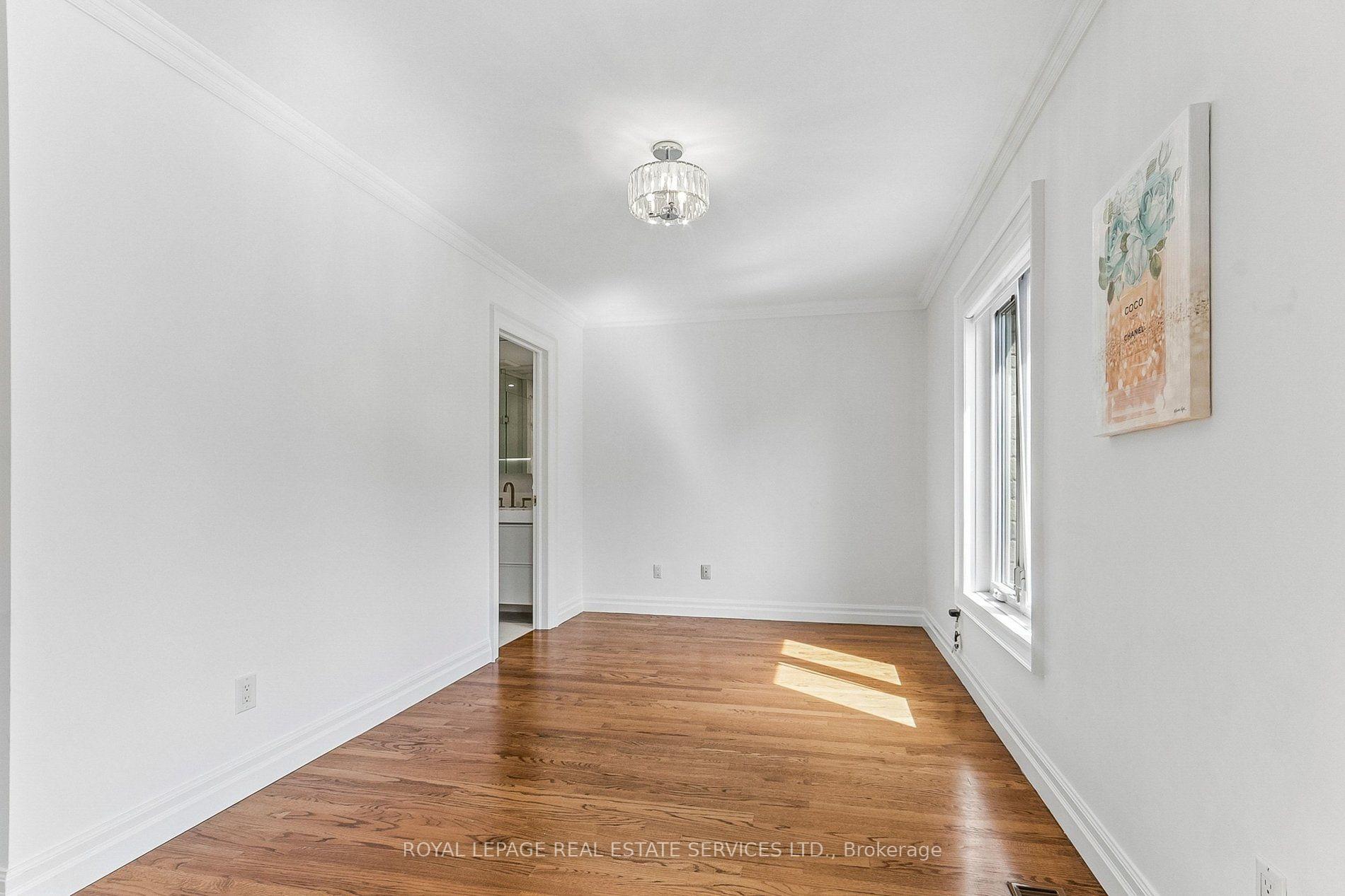 Photo 32 of 42 Rykert Crescent, Toronto, Leaside — HOMEH