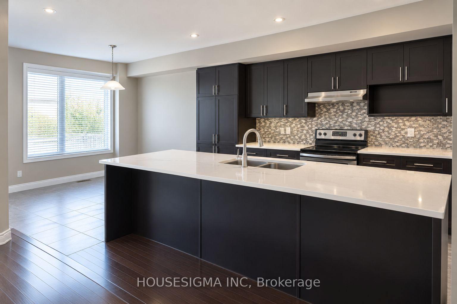 Photo 5 of 156 Popplewell Crescent, Ottawa, Barrhaven - Cedargrove/Fraserdale — HOMEH