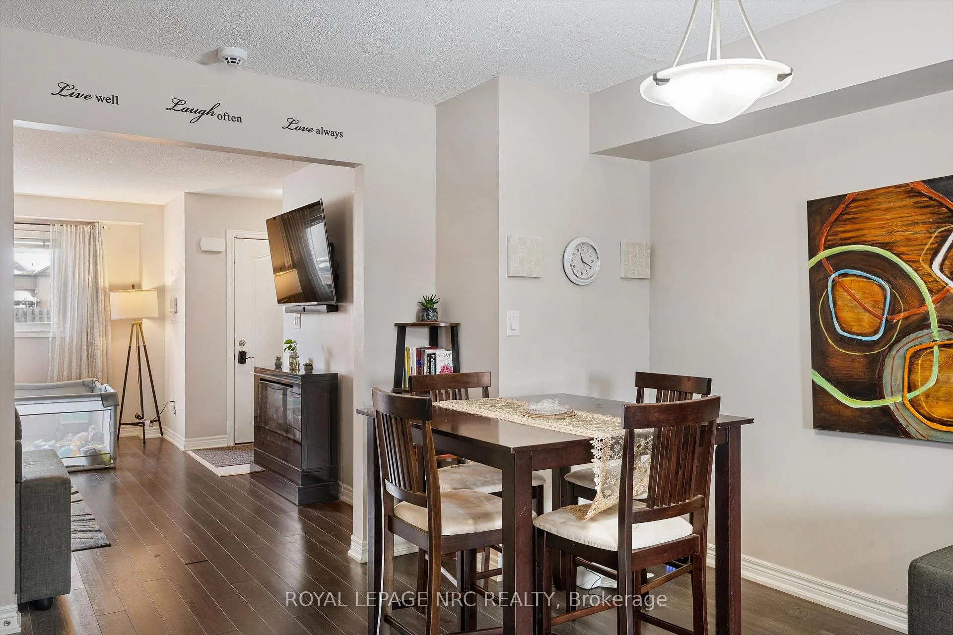 Photo 12 of Unit 6, 6118 Kelsey Crescent, Niagara Falls, Forestview — HOMEH