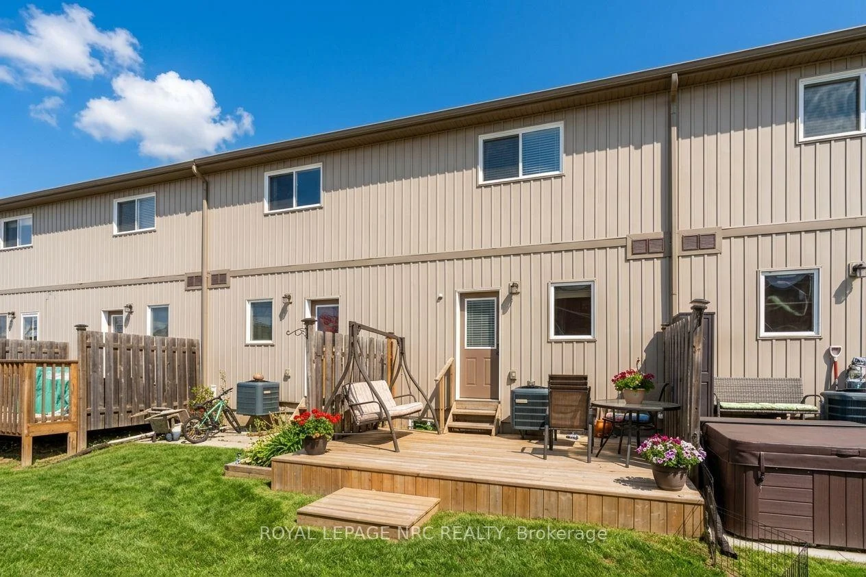 Photo 26 of Unit 6, 6118 Kelsey Crescent, Niagara Falls, Forestview — HOMEH