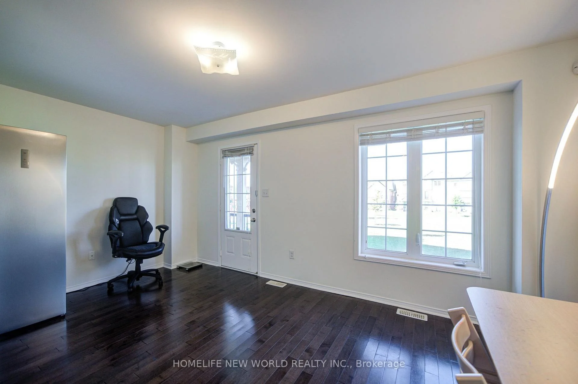 Photo 9 of 114 Goss Lane, Ajax, Central East — HOMEH