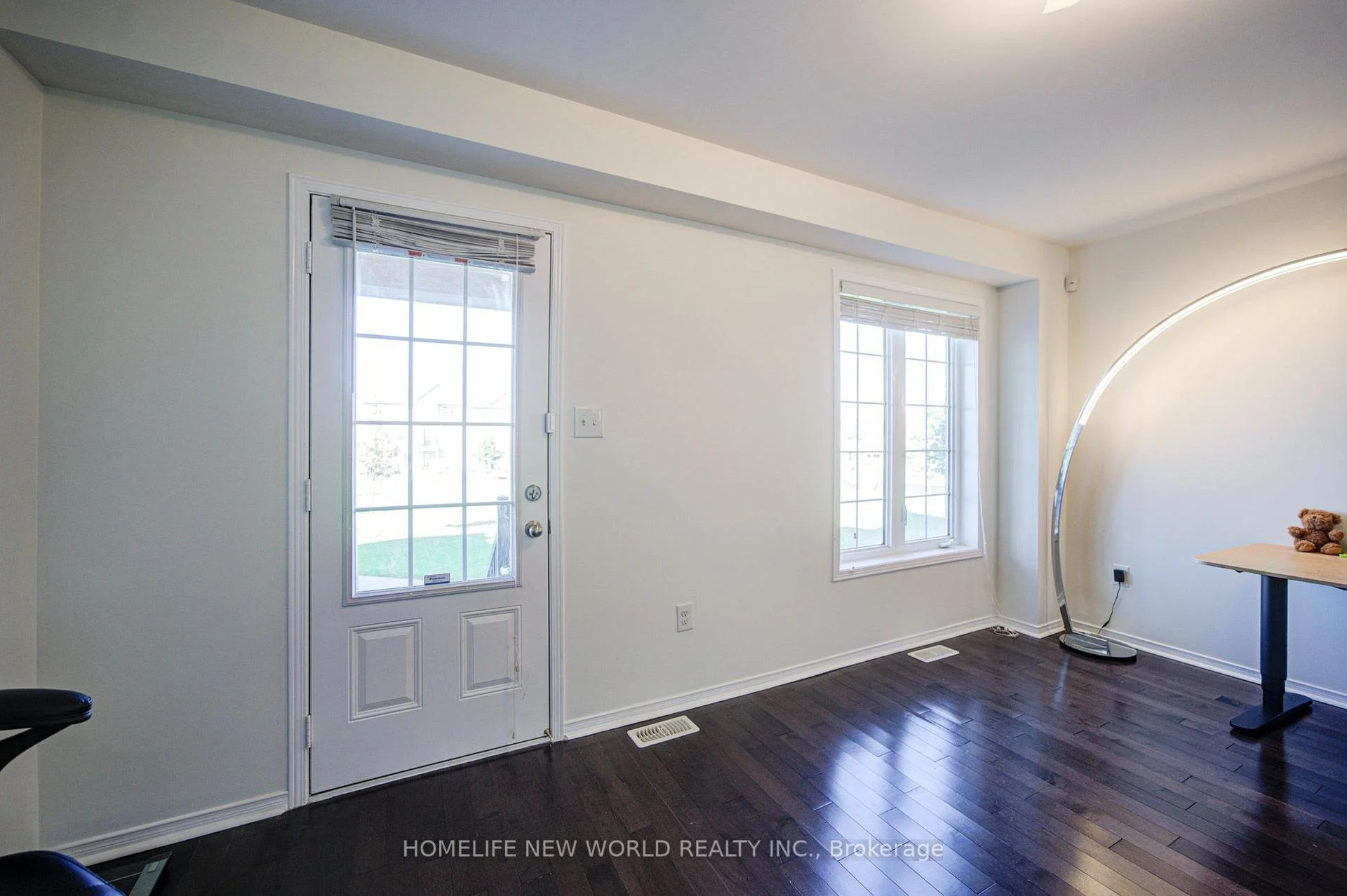 Photo 11 of 114 Goss Lane, Ajax, Central East — HOMEH