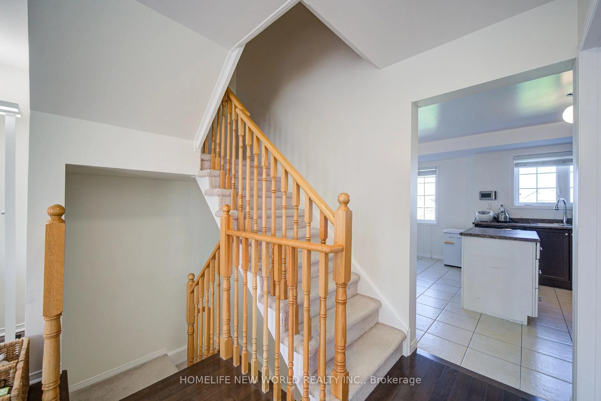 Photo 13 of 114 Goss Lane, Ajax, Central East — HOMEH