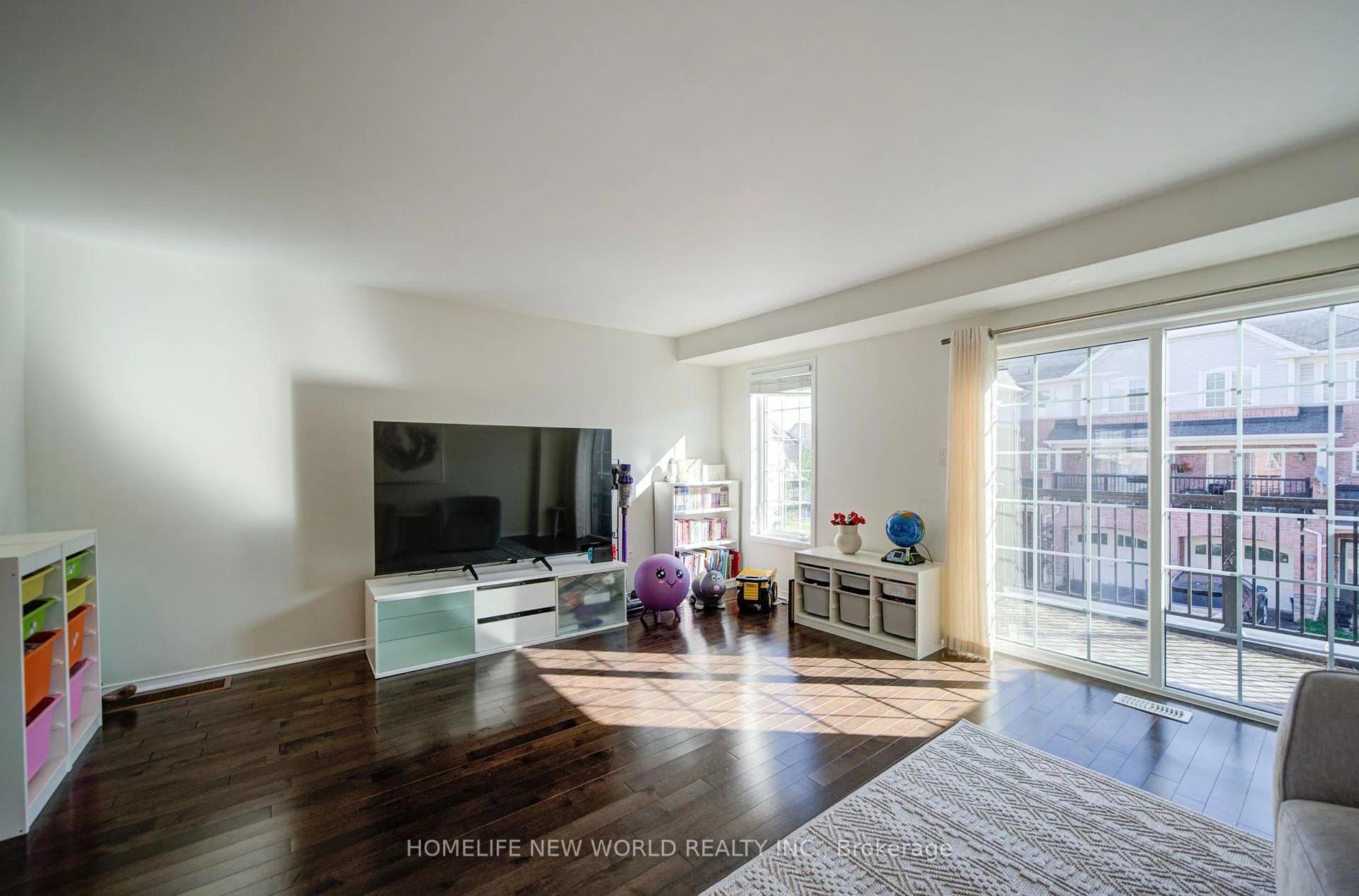 Photo 16 of 114 Goss Lane, Ajax, Central East — HOMEH
