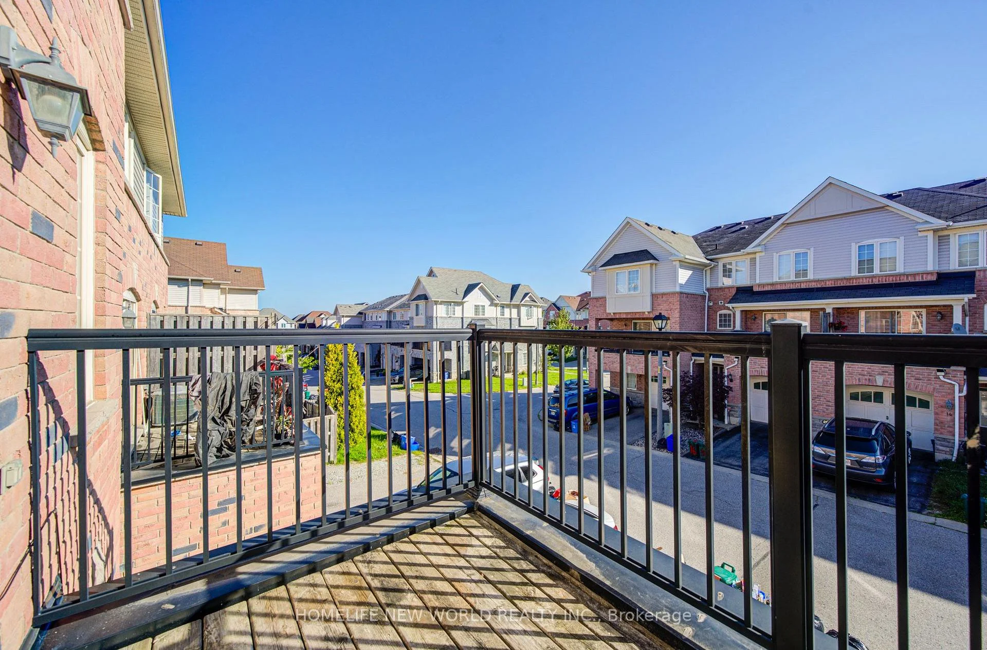 Photo 20 of 114 Goss Lane, Ajax, Central East — HOMEH