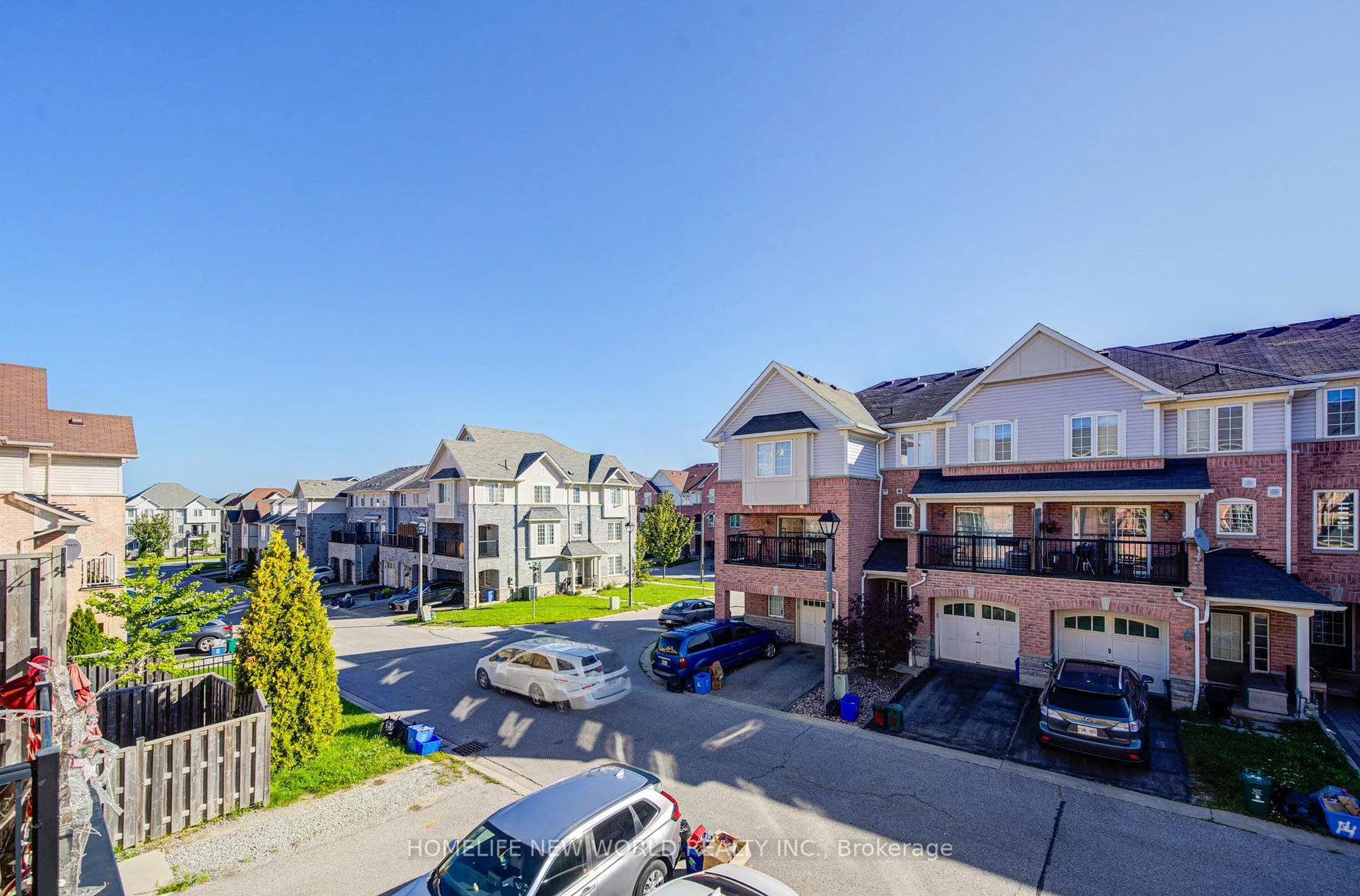 Photo 21 of 114 Goss Lane, Ajax, Central East — HOMEH